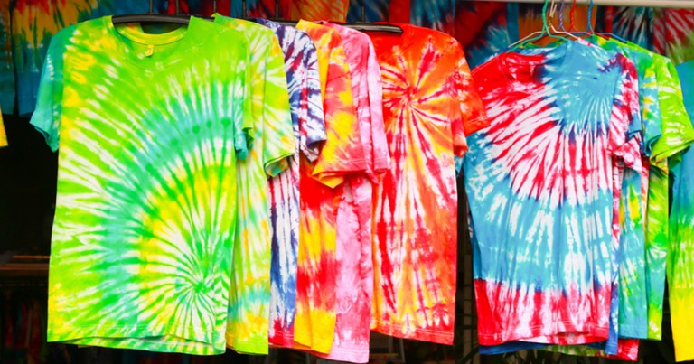 were tie dye shirts popular in the 80's